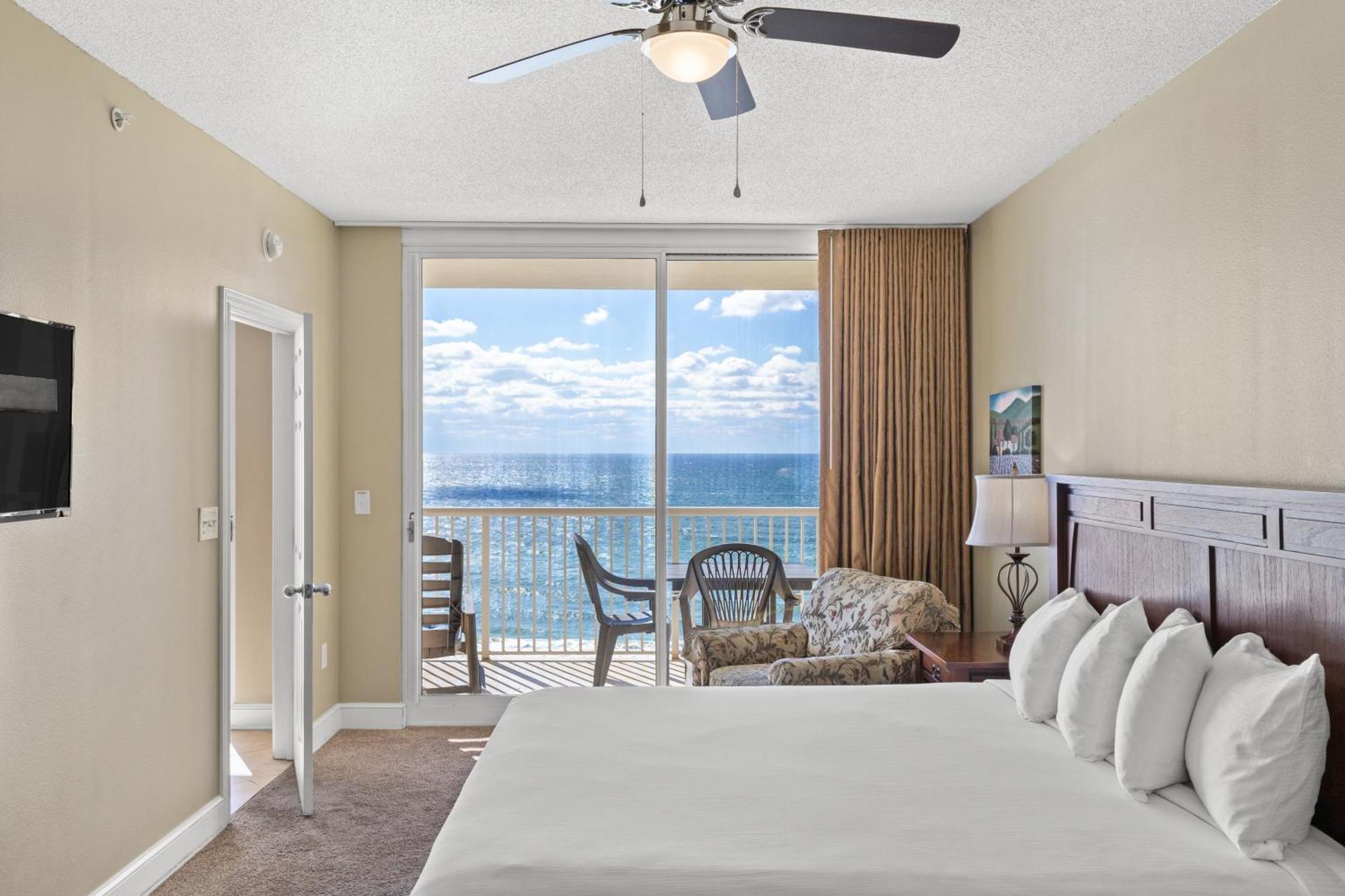 Official Majestic Beach Resort - Over 60 Units - All Ocean Front, Panama City Beach, Fl Extérieur photo