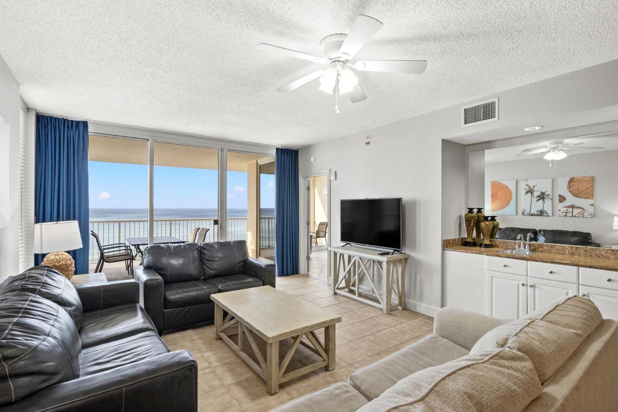 Official Majestic Beach Resort - Over 60 Units - All Ocean Front, Panama City Beach, Fl Chambre photo