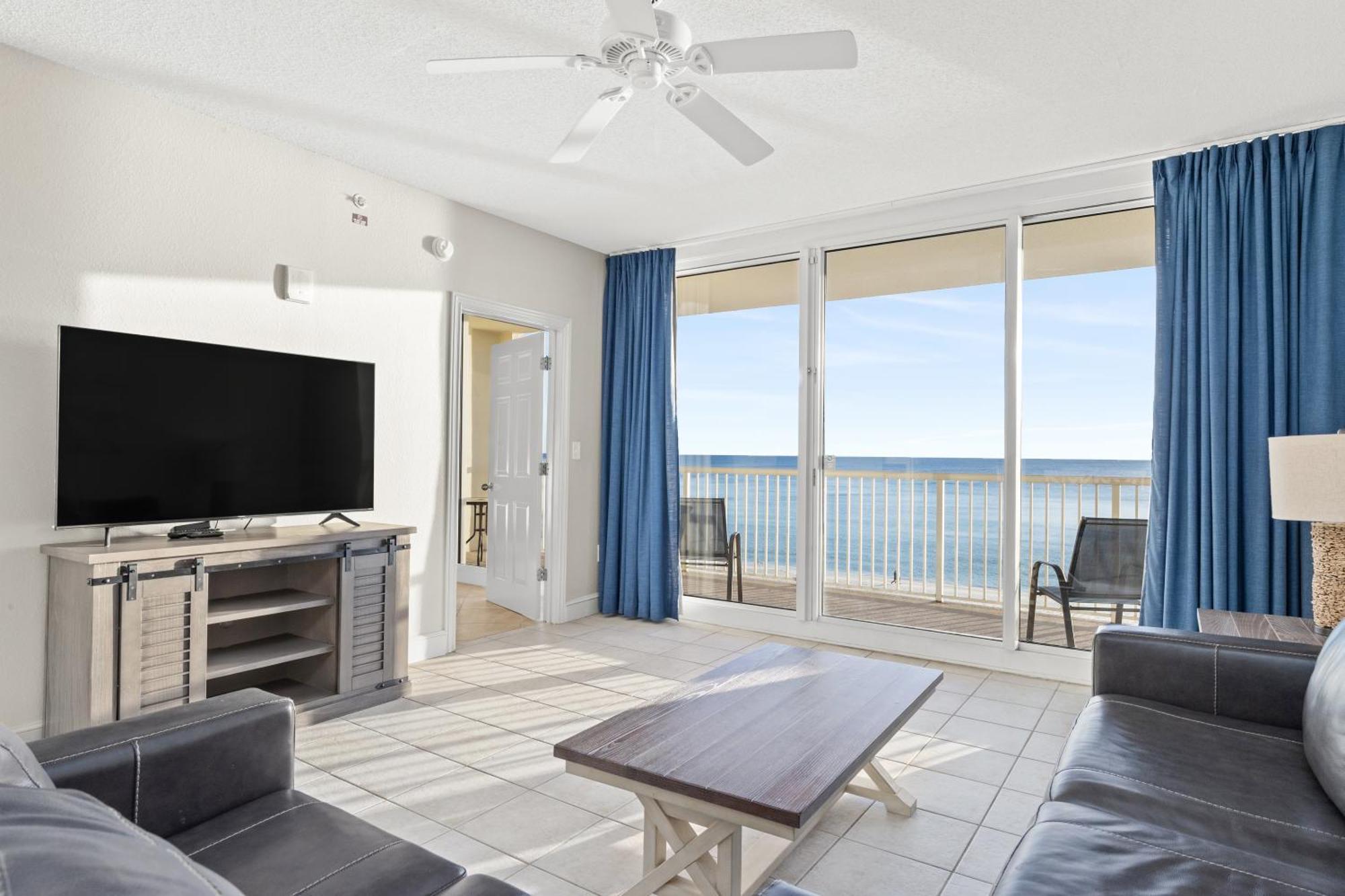 Official Majestic Beach Resort - Over 60 Units - All Ocean Front, Panama City Beach, Fl Chambre photo