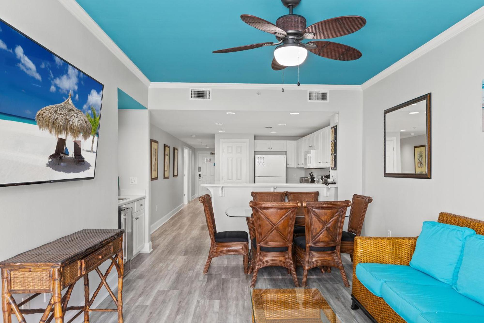 Official Majestic Beach Resort - Over 60 Units - All Ocean Front, Panama City Beach, Fl Chambre photo