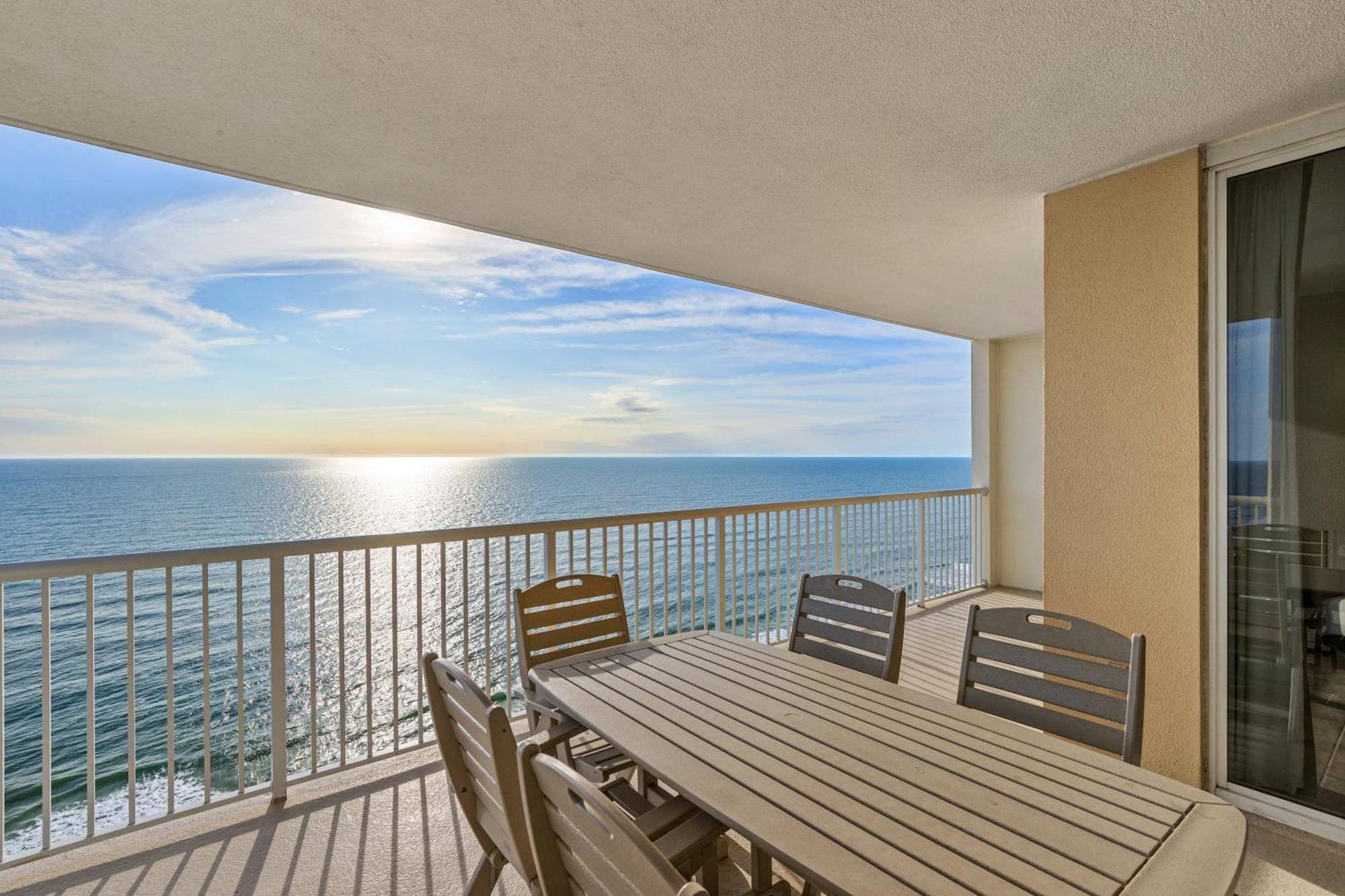 Official Majestic Beach Resort - Over 60 Units - All Ocean Front, Panama City Beach, Fl Extérieur photo