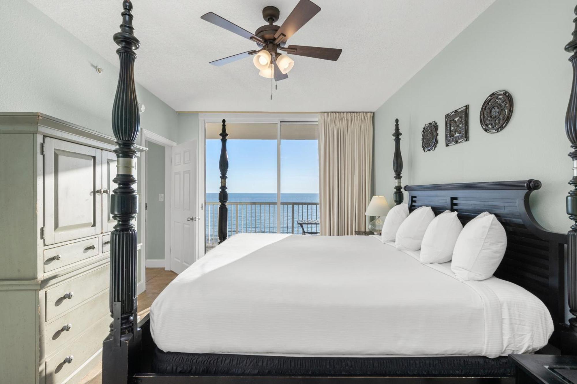 Official Majestic Beach Resort - Over 60 Units - All Ocean Front, Panama City Beach, Fl Extérieur photo